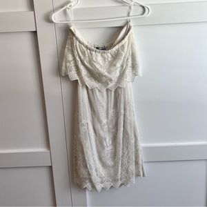 Express floral/lace/bridal dress strapless